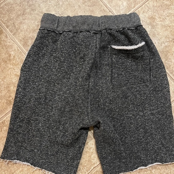 BDG Urban Outfitters Terry Distressed Charcoal‎ Men’s Shorts Sz S - Picture 6 of 8
